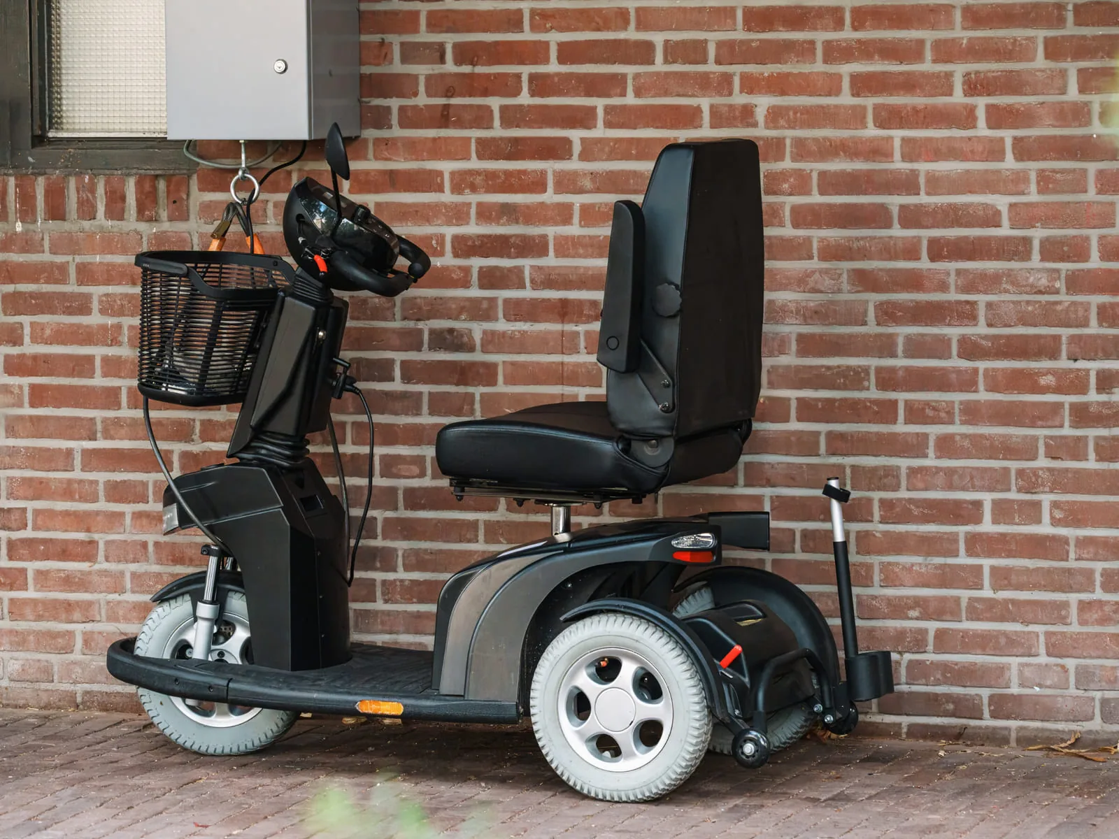 Power Lift Recliners & Mobility Scooters